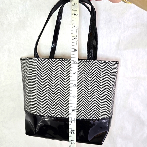 ESTEE LAUDER herring bone pattern Mini Tote Bag with matching zip pouch NWOT - Picture 3 of 9